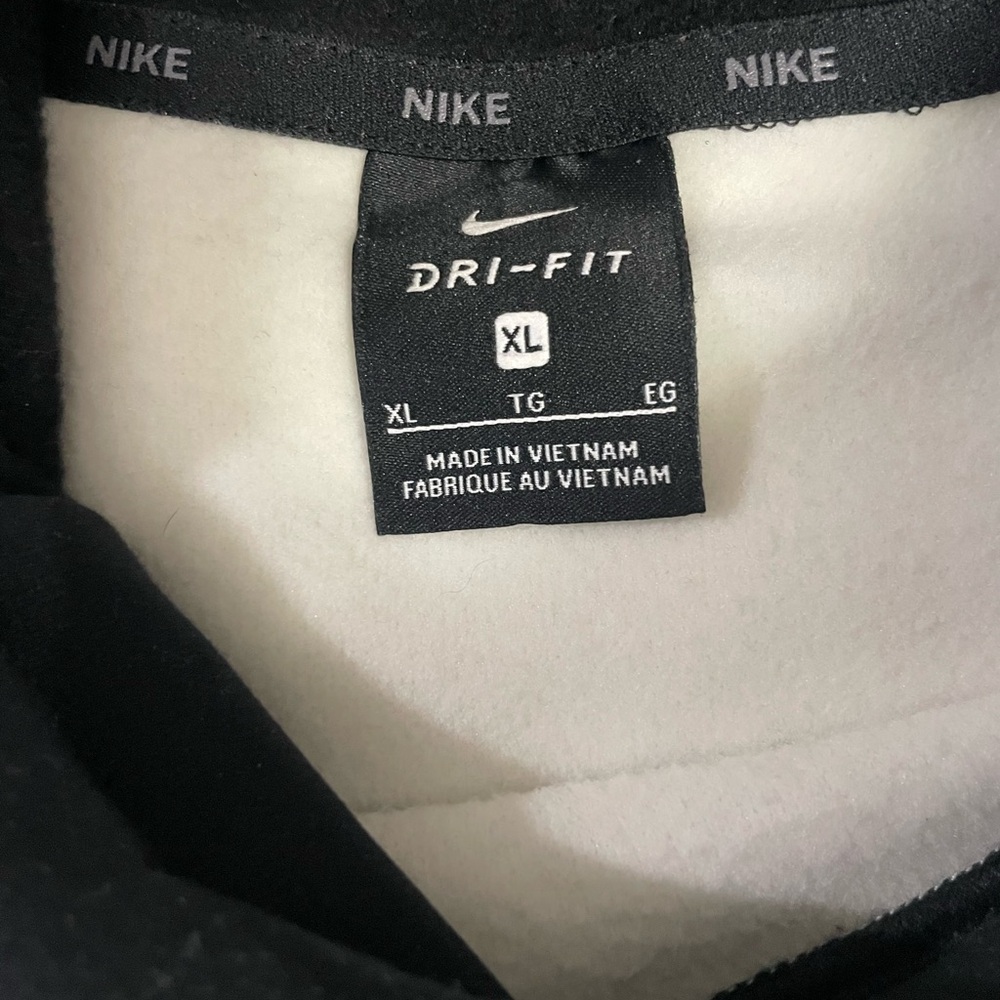 Men’s Nike Dri-Fit hoodie size XL - Picture 3 of 3